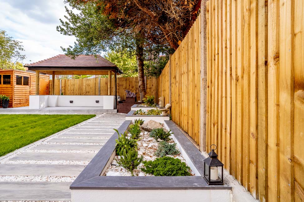 Ealing Garden — photo 10