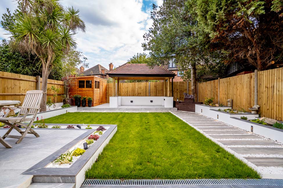 Ealing Garden — photo 4