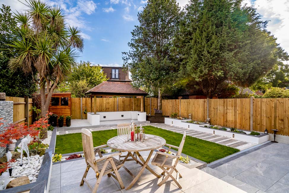 Ealing Garden — photo 7