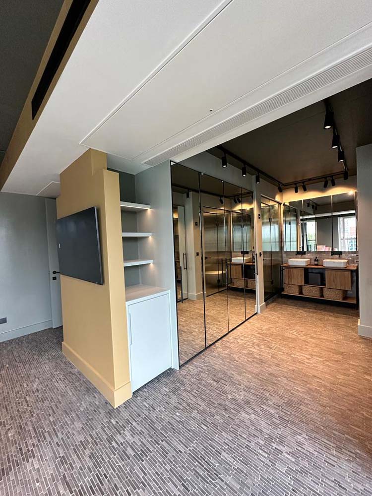 Westcliffe Apartment